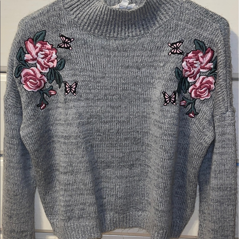 Cute turtle neck crop top